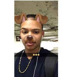 Meet your Posher, Augusto